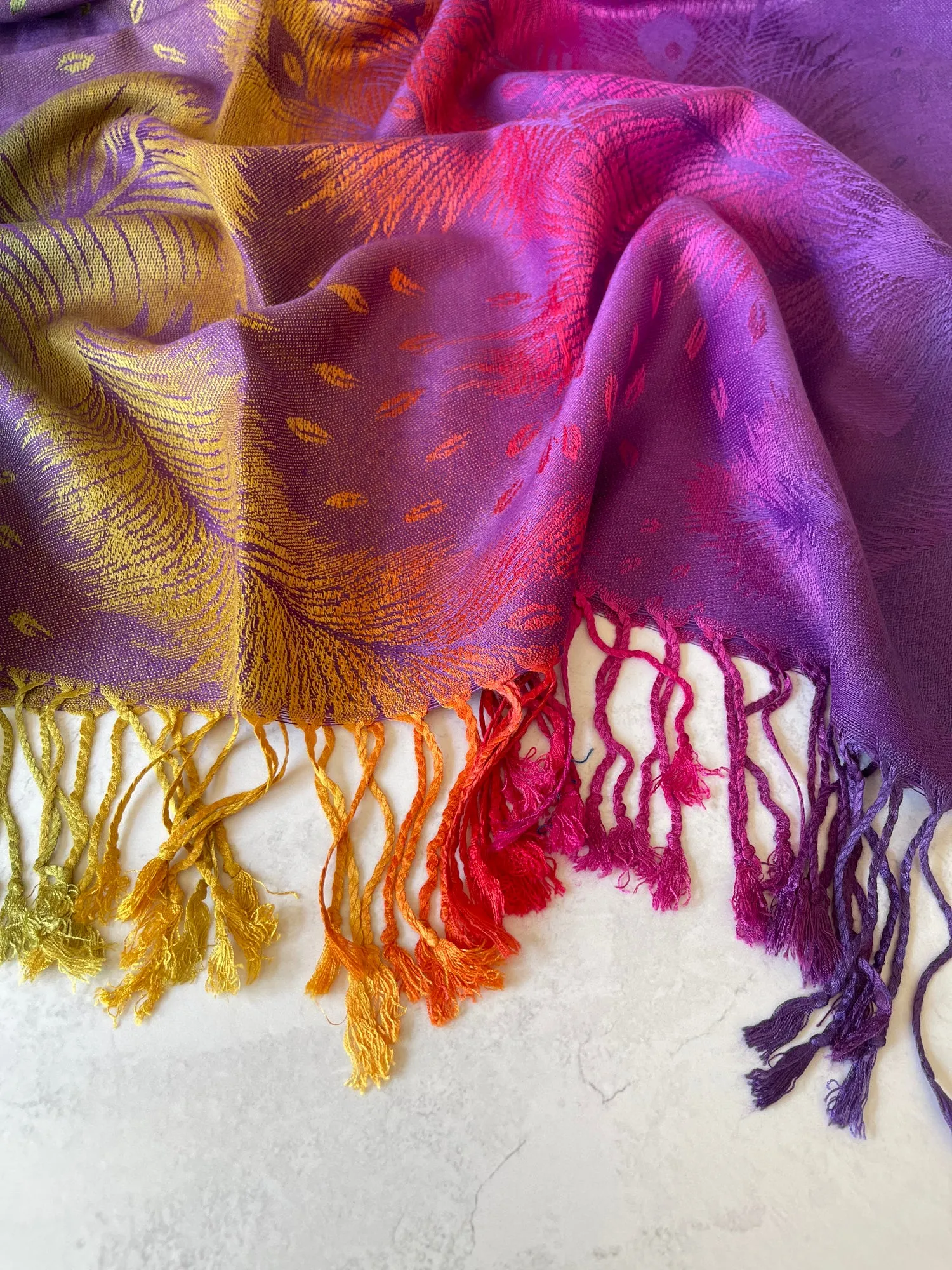 LARGE PURPLE RAINBOW FEATHER AND LEAF PRINT PASHMINA SHAWL SCARF