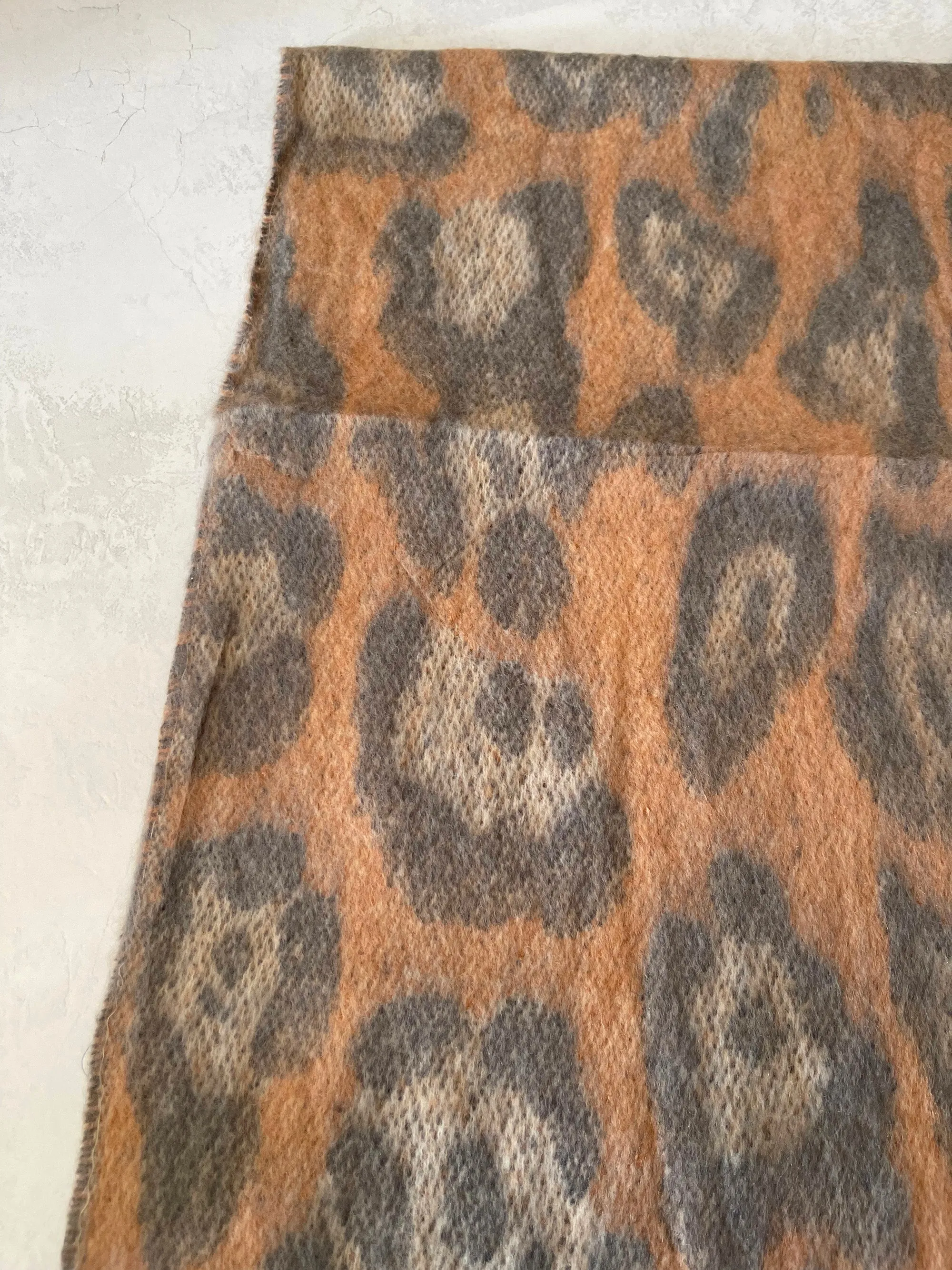 LONG MOCHA WOOL MIX FLUFFY OVERSIZED LEOPARD PRINT SCARF