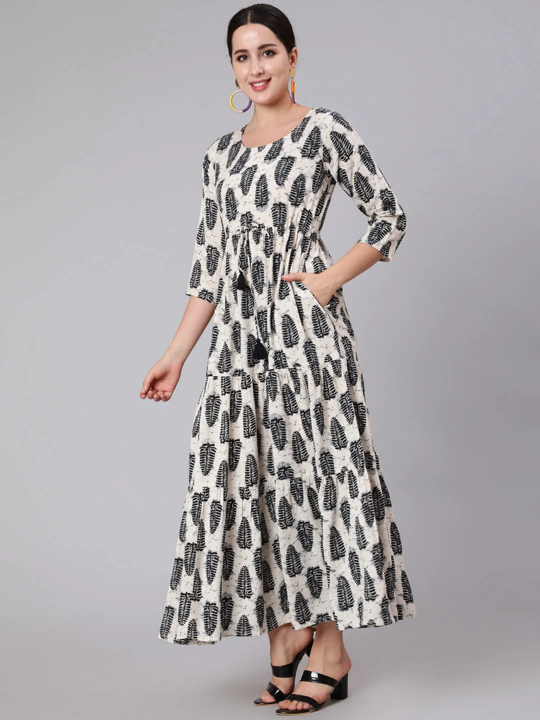 Women Off-White Printed Flared Dress With Three Quarter Sleeves